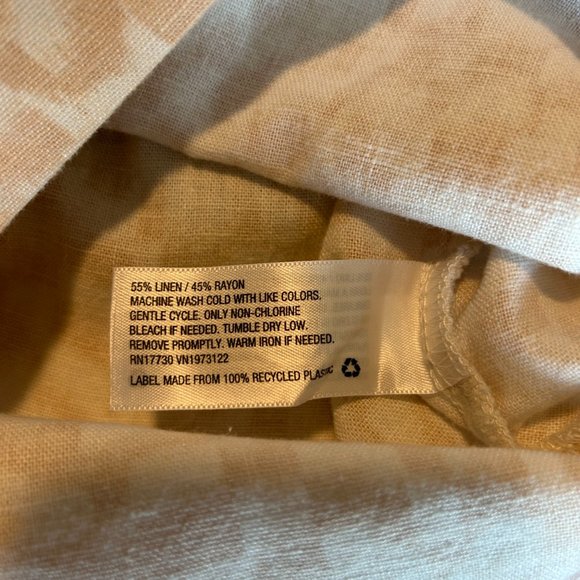 UNIVERSAL THREADS: M - PEACH & WHITE IKAT PRINTED CROP SHIRT - Picture 5 of 5